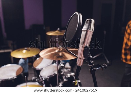 Professional condenser studio microphone, Musical Conceptrecording