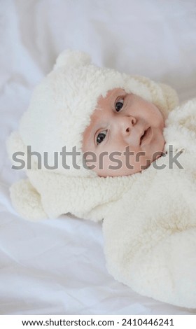 photo of a newborn girl