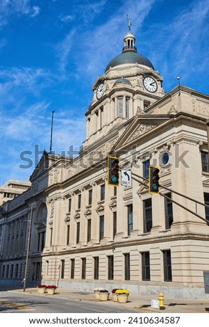 Courthouse Architecture with Corinthian Columns and Dome - Urban Setting