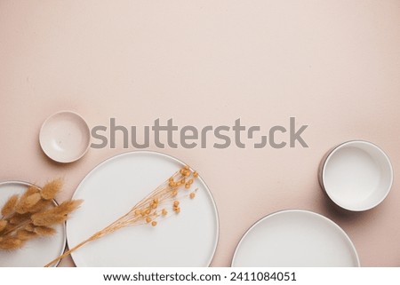white plate mockup on beige background, table setting.