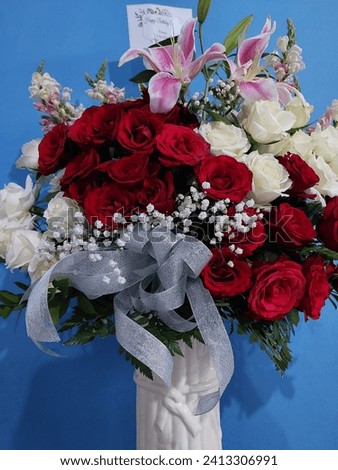 The most popular rose colors, along with the rose color meanings, from the white rose meaning to the red rose meaning