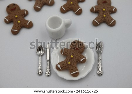 Dollhouse Miniature Christmas Gingerbread Cookies