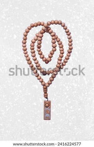 Islamic prayer beads wooden necklace in brown color.