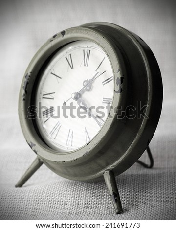 Clock with canvas background
