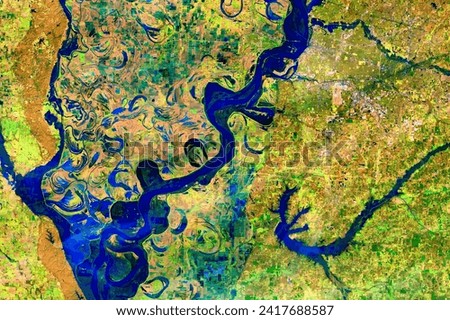 Early Flooding Along the Mississippi. Heavy rains have caused major flooding in areas along the river, and forecasters say theres more to come. Elements of this image furnished by NASA.