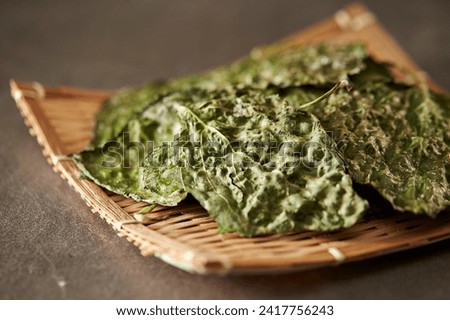 sesame leaf ,fried sesame leaves