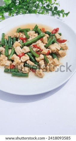 Stir-fried long bean vegetables, delicious tempeh
