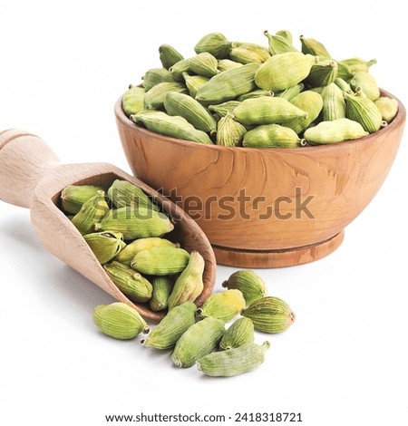 Cardamom is a fragrant and flavorful spice that enhances the taste of dishes and desserts. Its sweet and intense aroma fills the air, adding a delicious and aromatic touch to home-cooked meals and tre