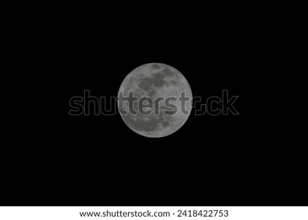 Picture of Full Moon Centered in the Frame