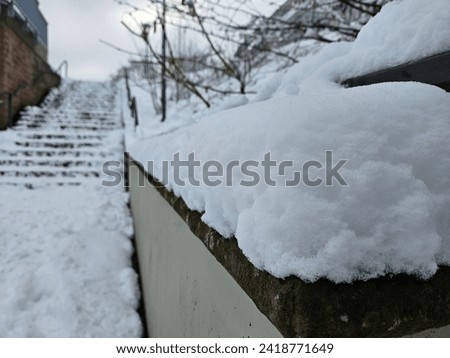 The snow picture was taken in Porz (Nrw). It looks good.
