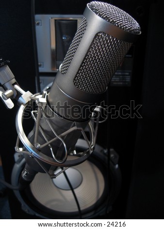 Recording condenser microphone