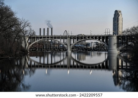 Minneapolis bridge across the river