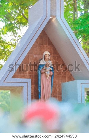 Virgin Mary and baby Jesus Madonna and Child Catholic religious statue