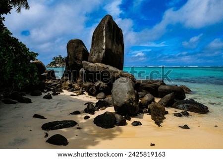 A picture of the rock formations along the Seychelles coastline.
