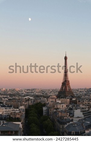 A panoramic picture of Paris capture the timeless beauty and elegance of the City of Light in a single breathtaking frame. 