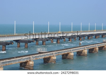 Pam ban Bridge, new and old railway bridge connecting the town of Mandapam in mainland India with Rameshwaram on Pamban island