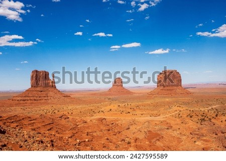 Beautiful scenery at the other worldly Monument Valley.