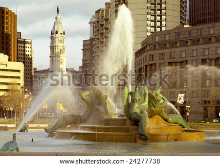Philadelphia, PA Swann Fountain and City Hall.