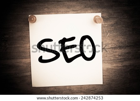 seo text concept on note paper