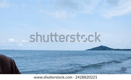 A Sea Of Jebus Islands, With A View Of A Mountain In The Background