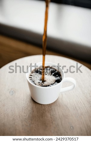 Different Coffee Pictures In Different Places With Different Personnes