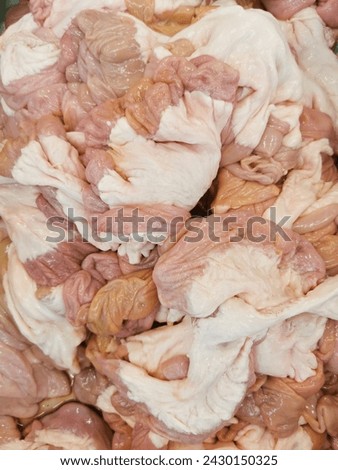 Pictures of food such as fresh meat, fresh pork, fresh chicken in wholesale stores and large stores, fresh, clean, various parts of meat used for daily consumption.