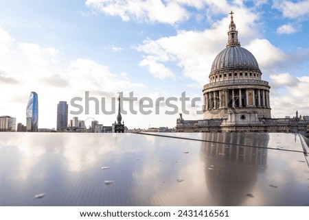 St Paul's Cathederal with London city skyline