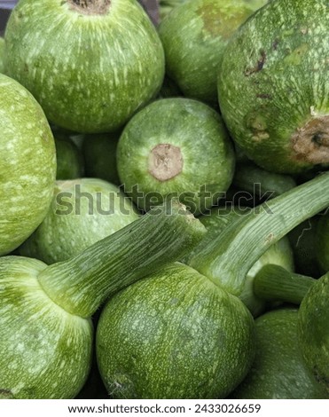 picture of fresh green calabashes 
