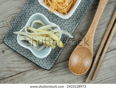  Korean side dishes bellflower root, dorajimuchim