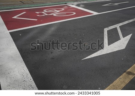 Traffic signals on the ground