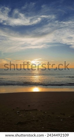 a picture of sun before sunset