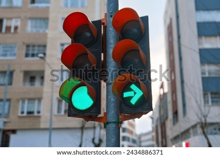 Green Light for Go: Urban Traffic Signal in Cityscape