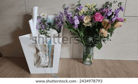 a fancy bouquet of flowers