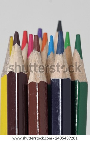 An image of set of color pencils