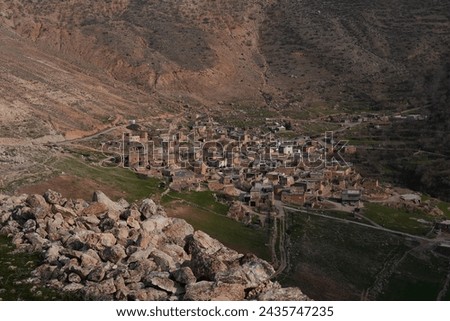 stone houses, mountains and plains, turabidin region