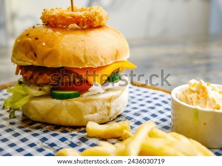 Classic Beef Burger with Cheese