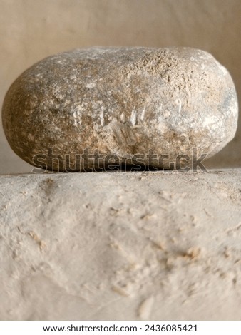 Only one small Stone picture 