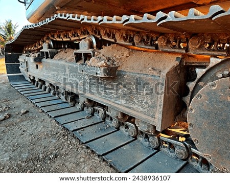 Sturdy excavator drive iron wheels