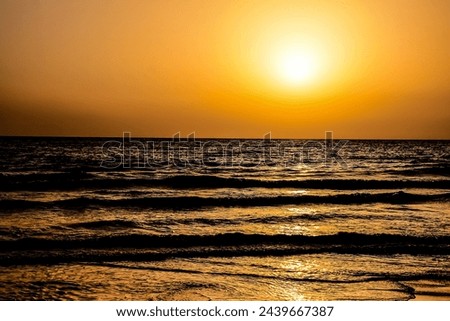 Photo Picture of the Beautiful Ocean Coast's View