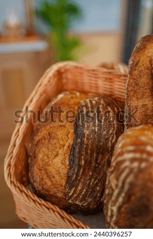 Perfect for use in bakery websites, food blogs, recipe books, and culinary advertisements, our sourdough photography adds a touch of authenticity and warmth to any project.