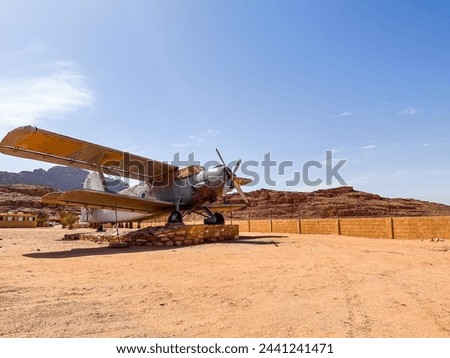 Amazing Shot of an Old Vintage Plane in the middle of the desert