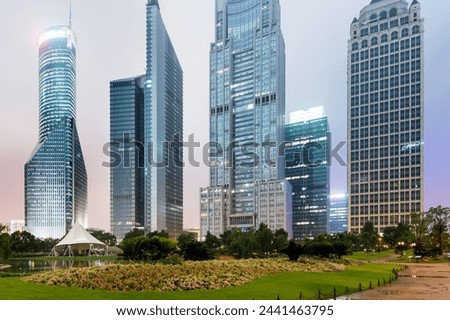 Behold the majestic beauty of the urban skyline in this captivating photo. Towering skyscrapers, architectural marvels, and iconic landmarks create a striking panorama that showcases the dynamic energ