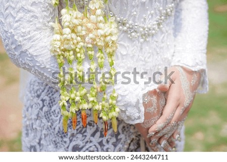 Wedding dress, bride, Indonesian kebaya, hena pictures, getting married, wedding , beautiful, beauty, flowers