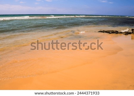Photo Picture of the Beautiful Sand Ocean Beach