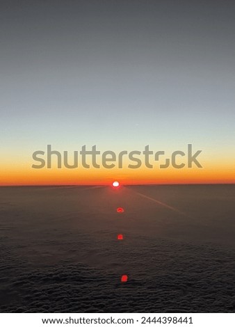 beautiful heartwarming sunset pictures from a commercial plane window 
