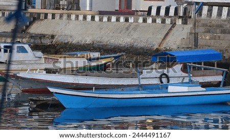One of the Butonese fishing boats anchored in the waters of the Baubau City area