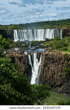 Foz de Iguazu (Iguacu Falls), the largest waterfalls in the world, Iguacu National Park, UNESCO World Heritage Site, Brazil, South America 