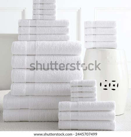 Upgrade your bath linens visuals with these high-quality, high-resolution images for towels, washcloths, and bath sheets.
