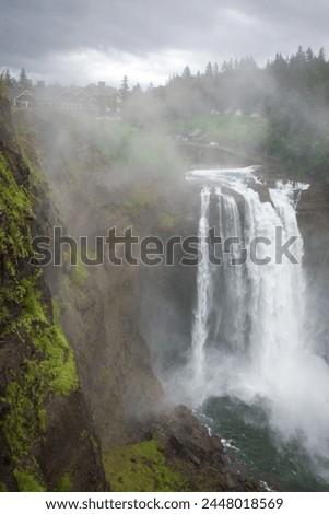 Snoqualmie Falls, Waterfall in Washington State, USA