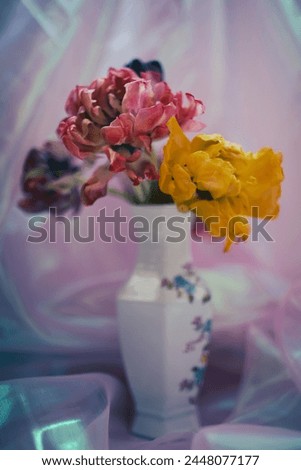 Photo flowers in vase pink